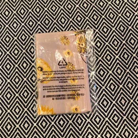 Madewell Silk Bandana *NEW* - Picture 3 of 3